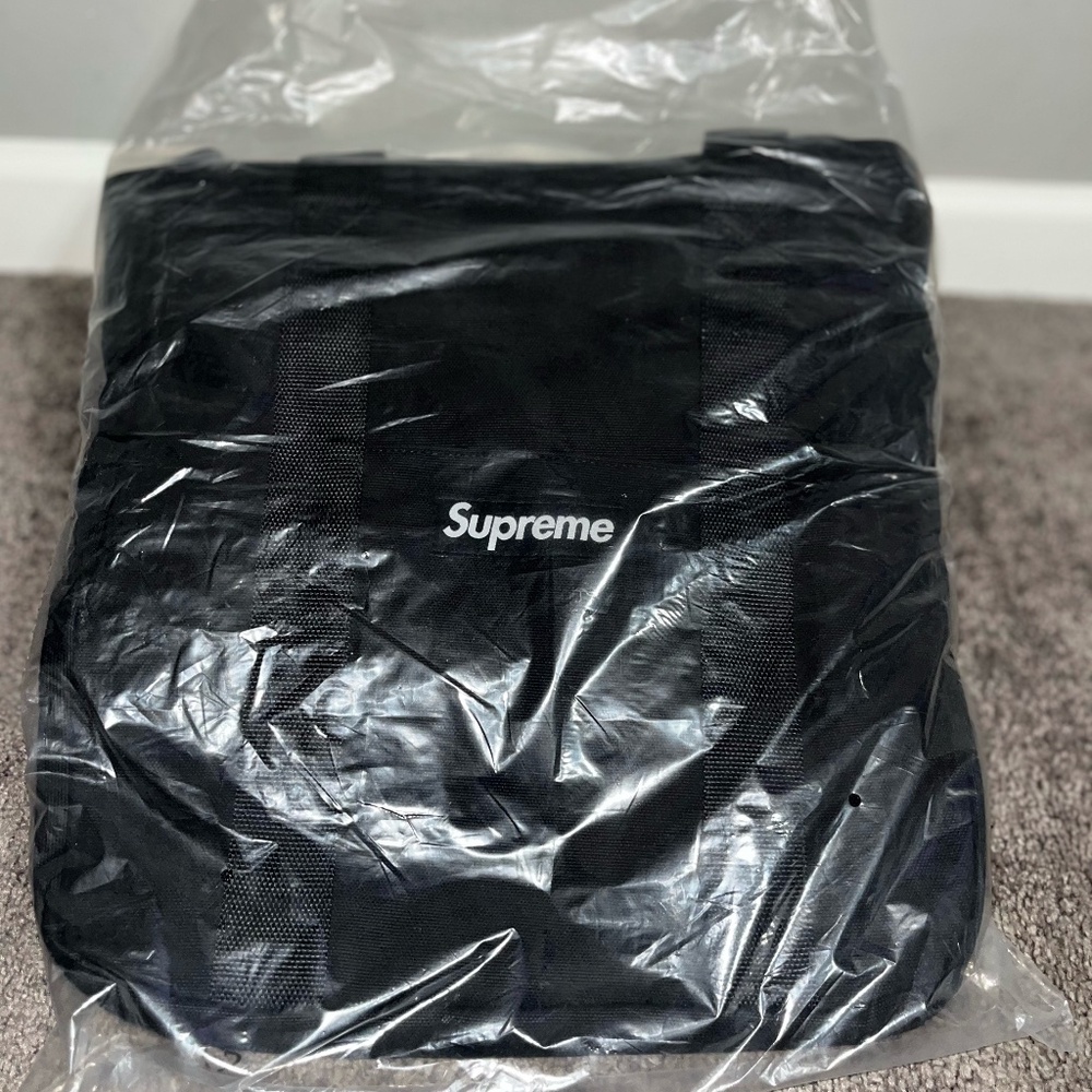 New - Supreme Tote Bag - Black